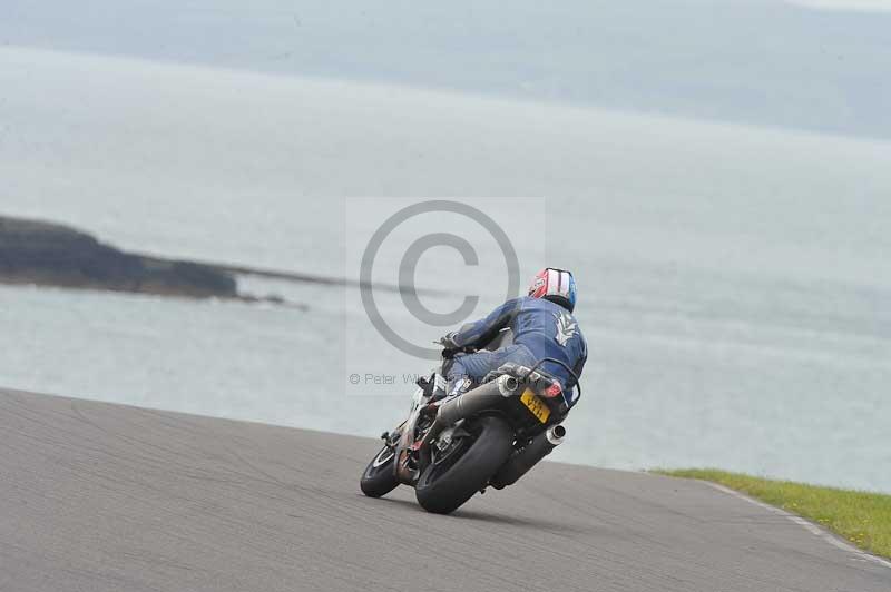 Motorcycle action photographs;anglesey circuit;anglesey trackday photographs;event digital images;eventdigitalimages;no limits trackday;oulton park circuit cheshire;peter wileman photography;trackday;trackday digital images;trackday photos;ty croes circuit wales