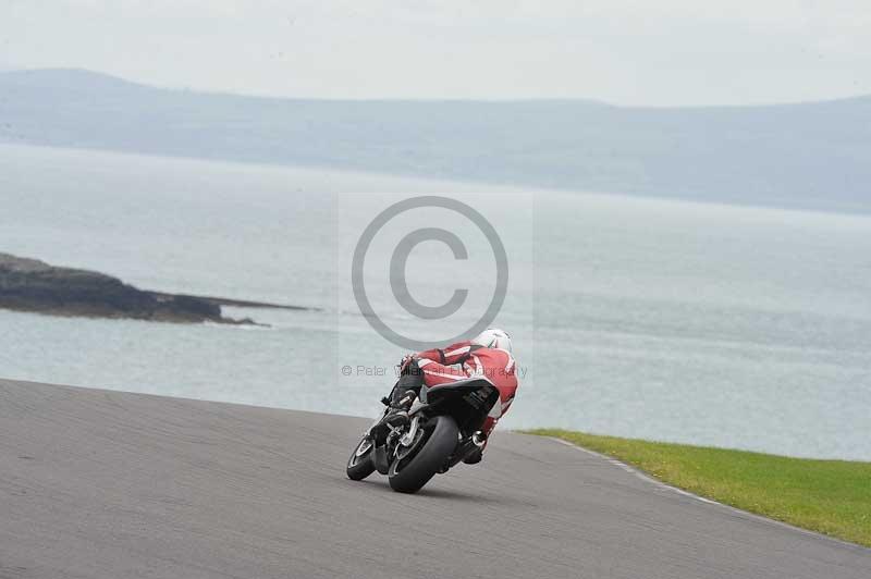 Motorcycle action photographs;anglesey circuit;anglesey trackday photographs;event digital images;eventdigitalimages;no limits trackday;oulton park circuit cheshire;peter wileman photography;trackday;trackday digital images;trackday photos;ty croes circuit wales