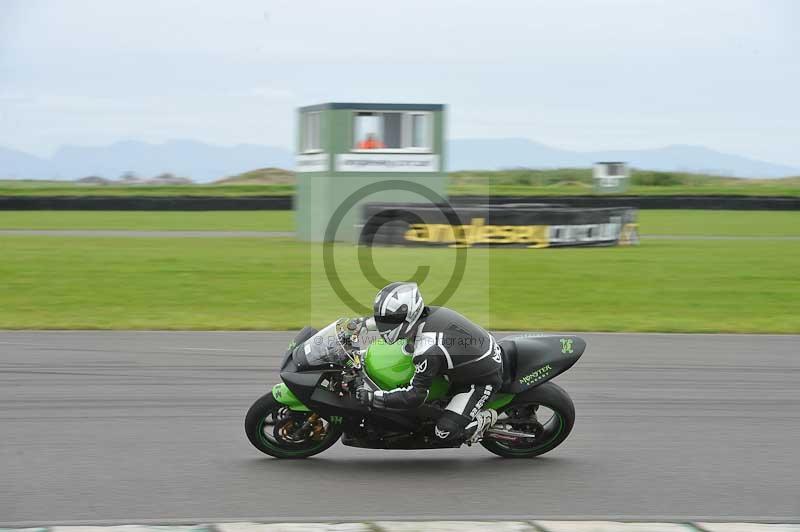 Motorcycle action photographs;anglesey circuit;anglesey trackday photographs;event digital images;eventdigitalimages;no limits trackday;oulton park circuit cheshire;peter wileman photography;trackday;trackday digital images;trackday photos;ty croes circuit wales