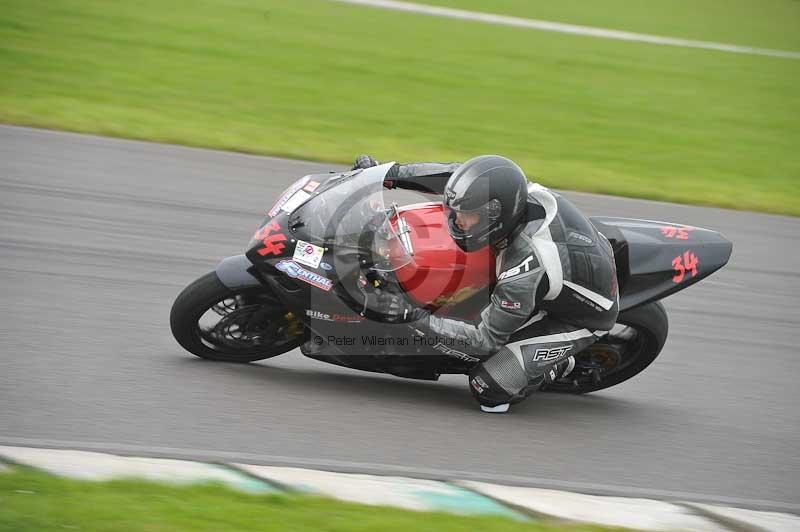 Motorcycle action photographs;anglesey circuit;anglesey trackday photographs;event digital images;eventdigitalimages;no limits trackday;oulton park circuit cheshire;peter wileman photography;trackday;trackday digital images;trackday photos;ty croes circuit wales