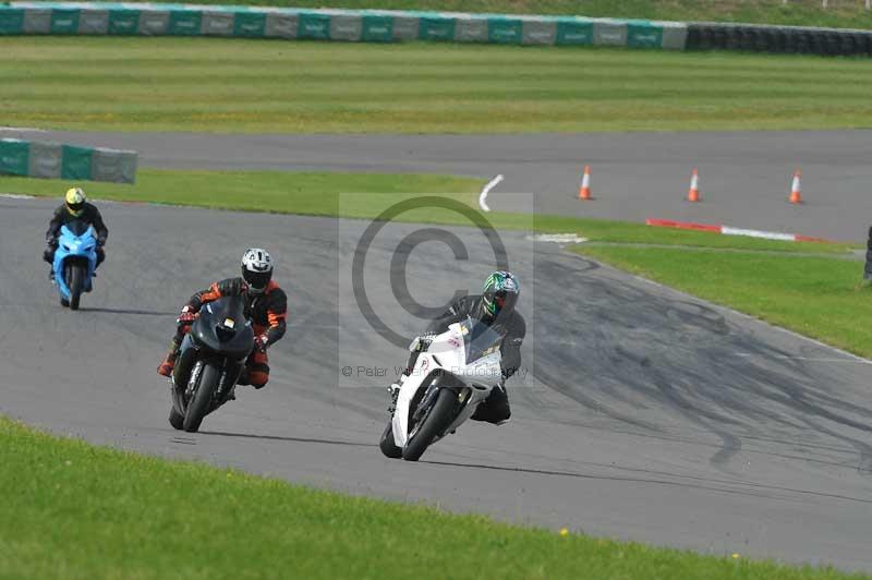 Motorcycle action photographs;anglesey circuit;anglesey trackday photographs;event digital images;eventdigitalimages;no limits trackday;oulton park circuit cheshire;peter wileman photography;trackday;trackday digital images;trackday photos;ty croes circuit wales