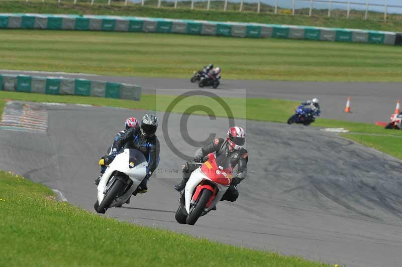 Motorcycle action photographs;anglesey circuit;anglesey trackday photographs;event digital images;eventdigitalimages;no limits trackday;oulton park circuit cheshire;peter wileman photography;trackday;trackday digital images;trackday photos;ty croes circuit wales