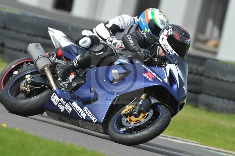 Motorcycle action photographs;anglesey circuit;anglesey trackday photographs;event digital images;eventdigitalimages;no limits trackday;oulton park circuit cheshire;peter wileman photography;trackday;trackday digital images;trackday photos;ty croes circuit wales