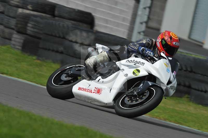 Motorcycle action photographs;anglesey circuit;anglesey trackday photographs;event digital images;eventdigitalimages;no limits trackday;oulton park circuit cheshire;peter wileman photography;trackday;trackday digital images;trackday photos;ty croes circuit wales