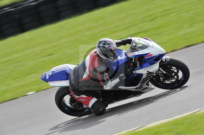 Motorcycle action photographs;anglesey circuit;anglesey trackday photographs;event digital images;eventdigitalimages;no limits trackday;oulton park circuit cheshire;peter wileman photography;trackday;trackday digital images;trackday photos;ty croes circuit wales