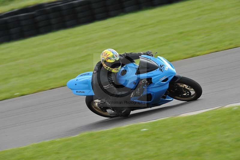 Motorcycle action photographs;anglesey circuit;anglesey trackday photographs;event digital images;eventdigitalimages;no limits trackday;oulton park circuit cheshire;peter wileman photography;trackday;trackday digital images;trackday photos;ty croes circuit wales