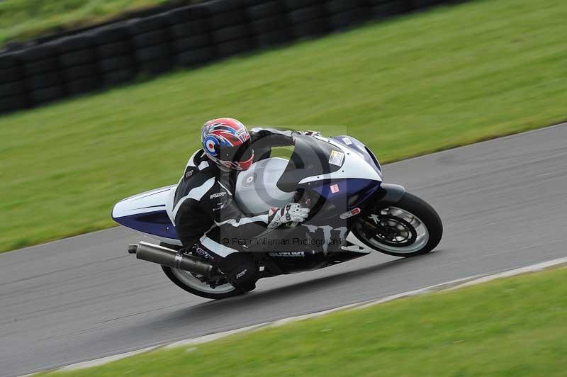 Motorcycle action photographs;anglesey circuit;anglesey trackday photographs;event digital images;eventdigitalimages;no limits trackday;oulton park circuit cheshire;peter wileman photography;trackday;trackday digital images;trackday photos;ty croes circuit wales