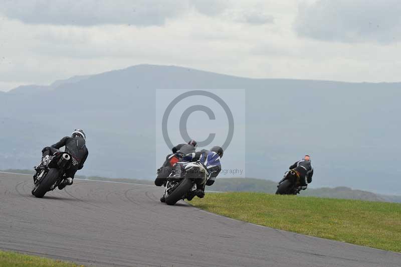 Motorcycle action photographs;anglesey circuit;anglesey trackday photographs;event digital images;eventdigitalimages;no limits trackday;oulton park circuit cheshire;peter wileman photography;trackday;trackday digital images;trackday photos;ty croes circuit wales