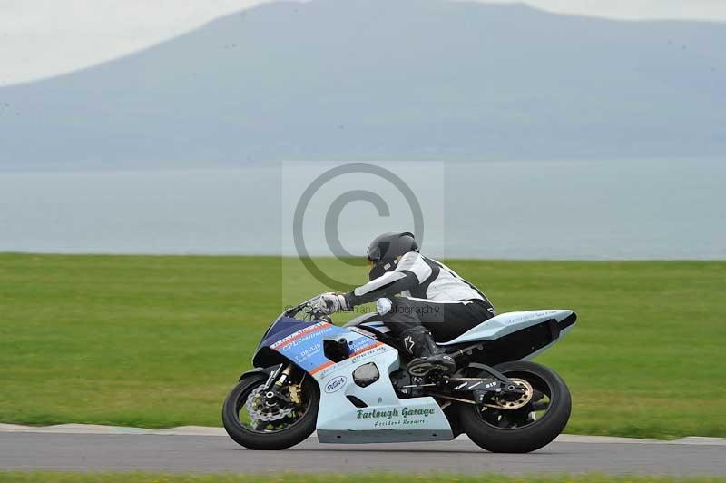 Motorcycle action photographs;anglesey circuit;anglesey trackday photographs;event digital images;eventdigitalimages;no limits trackday;oulton park circuit cheshire;peter wileman photography;trackday;trackday digital images;trackday photos;ty croes circuit wales