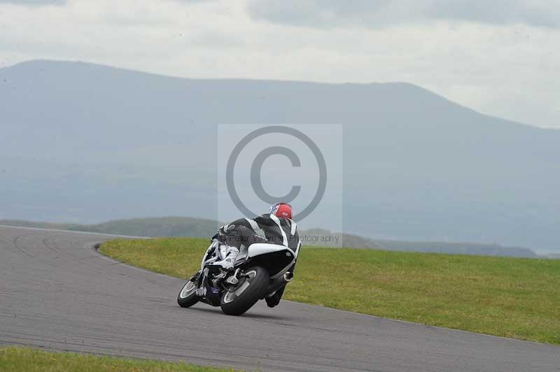 Motorcycle action photographs;anglesey circuit;anglesey trackday photographs;event digital images;eventdigitalimages;no limits trackday;oulton park circuit cheshire;peter wileman photography;trackday;trackday digital images;trackday photos;ty croes circuit wales