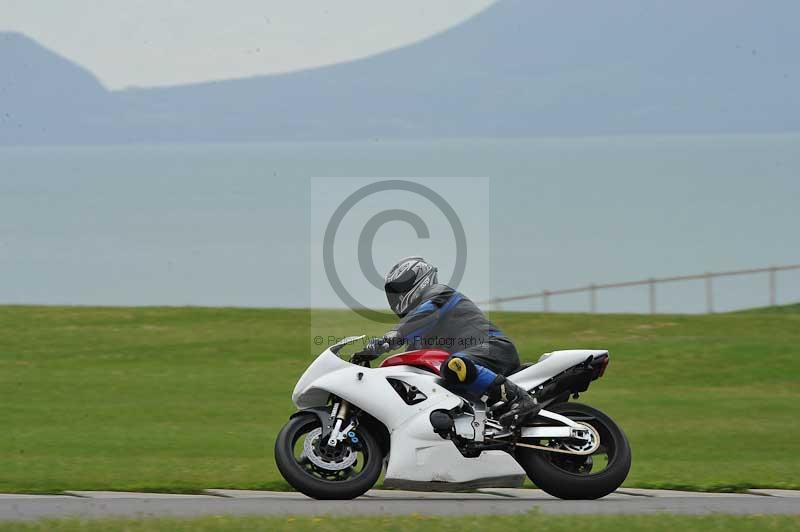 Motorcycle action photographs;anglesey circuit;anglesey trackday photographs;event digital images;eventdigitalimages;no limits trackday;oulton park circuit cheshire;peter wileman photography;trackday;trackday digital images;trackday photos;ty croes circuit wales