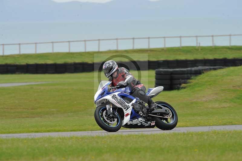 Motorcycle action photographs;anglesey circuit;anglesey trackday photographs;event digital images;eventdigitalimages;no limits trackday;oulton park circuit cheshire;peter wileman photography;trackday;trackday digital images;trackday photos;ty croes circuit wales