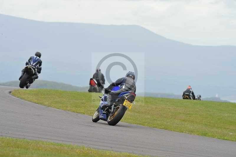 Motorcycle action photographs;anglesey circuit;anglesey trackday photographs;event digital images;eventdigitalimages;no limits trackday;oulton park circuit cheshire;peter wileman photography;trackday;trackday digital images;trackday photos;ty croes circuit wales