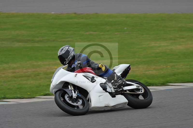 Motorcycle action photographs;anglesey circuit;anglesey trackday photographs;event digital images;eventdigitalimages;no limits trackday;oulton park circuit cheshire;peter wileman photography;trackday;trackday digital images;trackday photos;ty croes circuit wales