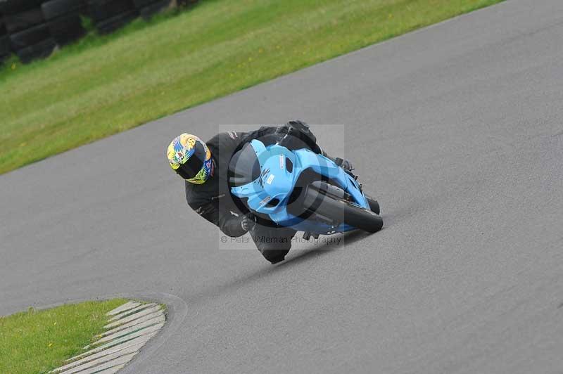 Motorcycle action photographs;anglesey circuit;anglesey trackday photographs;event digital images;eventdigitalimages;no limits trackday;oulton park circuit cheshire;peter wileman photography;trackday;trackday digital images;trackday photos;ty croes circuit wales