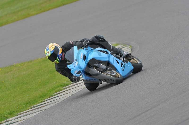 Motorcycle action photographs;anglesey circuit;anglesey trackday photographs;event digital images;eventdigitalimages;no limits trackday;oulton park circuit cheshire;peter wileman photography;trackday;trackday digital images;trackday photos;ty croes circuit wales