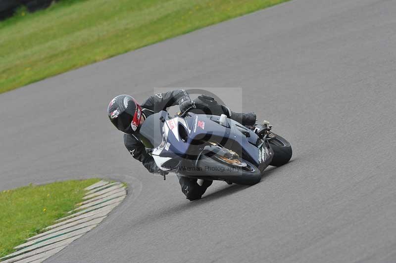 Motorcycle action photographs;anglesey circuit;anglesey trackday photographs;event digital images;eventdigitalimages;no limits trackday;oulton park circuit cheshire;peter wileman photography;trackday;trackday digital images;trackday photos;ty croes circuit wales