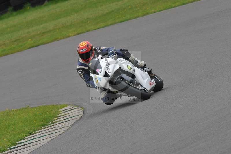 Motorcycle action photographs;anglesey circuit;anglesey trackday photographs;event digital images;eventdigitalimages;no limits trackday;oulton park circuit cheshire;peter wileman photography;trackday;trackday digital images;trackday photos;ty croes circuit wales