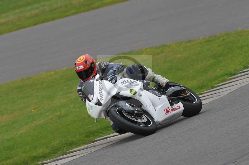 Motorcycle action photographs;anglesey circuit;anglesey trackday photographs;event digital images;eventdigitalimages;no limits trackday;oulton park circuit cheshire;peter wileman photography;trackday;trackday digital images;trackday photos;ty croes circuit wales