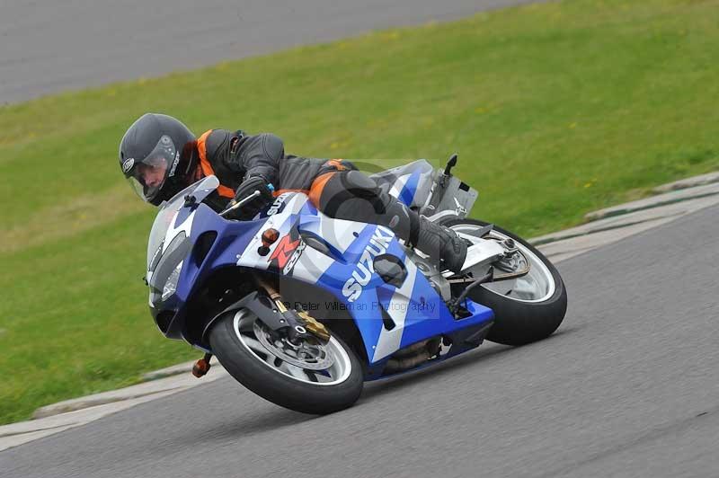 Motorcycle action photographs;anglesey circuit;anglesey trackday photographs;event digital images;eventdigitalimages;no limits trackday;oulton park circuit cheshire;peter wileman photography;trackday;trackday digital images;trackday photos;ty croes circuit wales