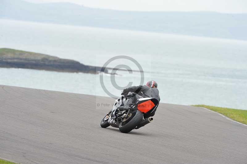 Motorcycle action photographs;anglesey circuit;anglesey trackday photographs;event digital images;eventdigitalimages;no limits trackday;oulton park circuit cheshire;peter wileman photography;trackday;trackday digital images;trackday photos;ty croes circuit wales