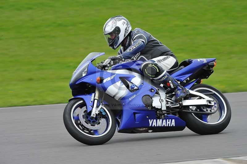 Motorcycle action photographs;anglesey circuit;anglesey trackday photographs;event digital images;eventdigitalimages;no limits trackday;oulton park circuit cheshire;peter wileman photography;trackday;trackday digital images;trackday photos;ty croes circuit wales