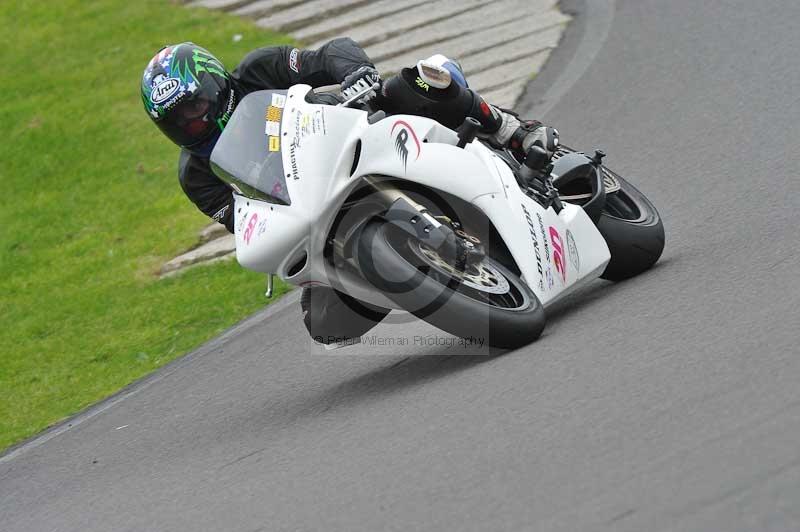 Motorcycle action photographs;anglesey circuit;anglesey trackday photographs;event digital images;eventdigitalimages;no limits trackday;oulton park circuit cheshire;peter wileman photography;trackday;trackday digital images;trackday photos;ty croes circuit wales