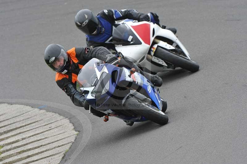 Motorcycle action photographs;anglesey circuit;anglesey trackday photographs;event digital images;eventdigitalimages;no limits trackday;oulton park circuit cheshire;peter wileman photography;trackday;trackday digital images;trackday photos;ty croes circuit wales