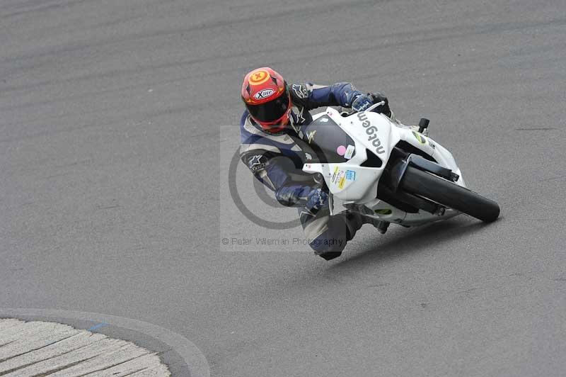 Motorcycle action photographs;anglesey circuit;anglesey trackday photographs;event digital images;eventdigitalimages;no limits trackday;oulton park circuit cheshire;peter wileman photography;trackday;trackday digital images;trackday photos;ty croes circuit wales