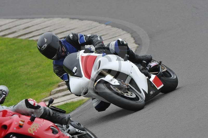 Motorcycle action photographs;anglesey circuit;anglesey trackday photographs;event digital images;eventdigitalimages;no limits trackday;oulton park circuit cheshire;peter wileman photography;trackday;trackday digital images;trackday photos;ty croes circuit wales