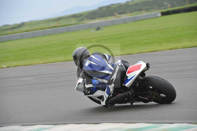 Motorcycle action photographs;anglesey circuit;anglesey trackday photographs;event digital images;eventdigitalimages;no limits trackday;oulton park circuit cheshire;peter wileman photography;trackday;trackday digital images;trackday photos;ty croes circuit wales