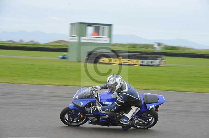 Motorcycle action photographs;anglesey circuit;anglesey trackday photographs;event digital images;eventdigitalimages;no limits trackday;oulton park circuit cheshire;peter wileman photography;trackday;trackday digital images;trackday photos;ty croes circuit wales