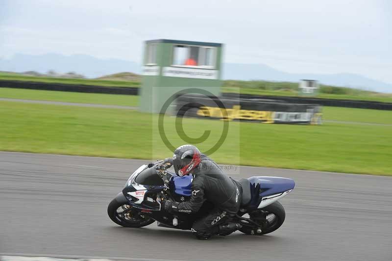 Motorcycle action photographs;anglesey circuit;anglesey trackday photographs;event digital images;eventdigitalimages;no limits trackday;oulton park circuit cheshire;peter wileman photography;trackday;trackday digital images;trackday photos;ty croes circuit wales