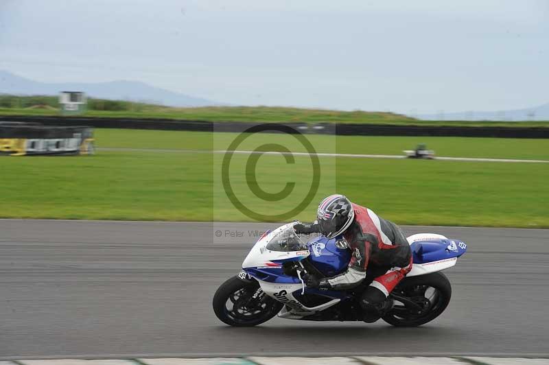 Motorcycle action photographs;anglesey circuit;anglesey trackday photographs;event digital images;eventdigitalimages;no limits trackday;oulton park circuit cheshire;peter wileman photography;trackday;trackday digital images;trackday photos;ty croes circuit wales