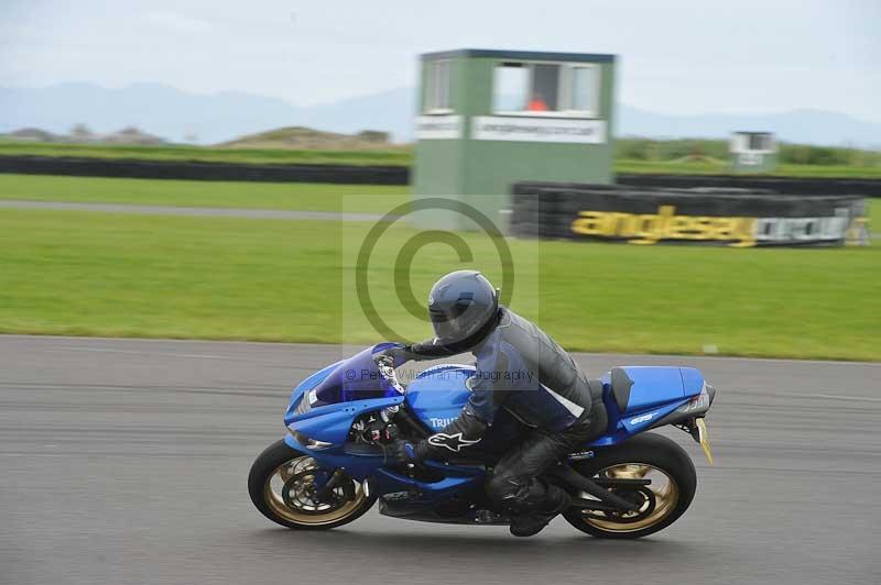 Motorcycle action photographs;anglesey circuit;anglesey trackday photographs;event digital images;eventdigitalimages;no limits trackday;oulton park circuit cheshire;peter wileman photography;trackday;trackday digital images;trackday photos;ty croes circuit wales