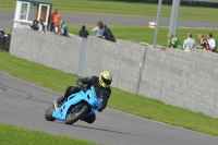 Motorcycle-action-photographs;anglesey-circuit;anglesey-trackday-photographs;event-digital-images;eventdigitalimages;no-limits-trackday;oulton-park-circuit-cheshire;peter-wileman-photography;trackday;trackday-digital-images;trackday-photos;ty-croes-circuit-wales