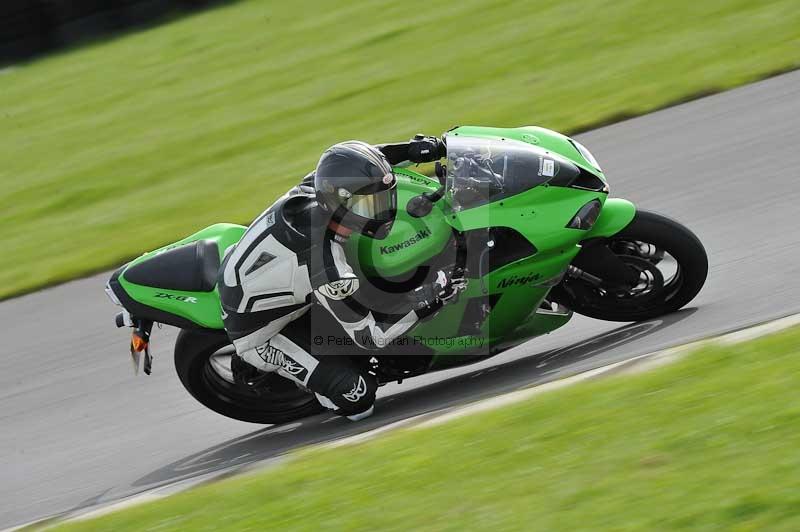 Motorcycle action photographs;anglesey circuit;anglesey trackday photographs;event digital images;eventdigitalimages;no limits trackday;oulton park circuit cheshire;peter wileman photography;trackday;trackday digital images;trackday photos;ty croes circuit wales