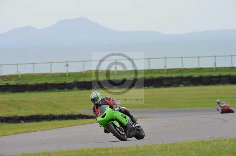 Motorcycle action photographs;anglesey circuit;anglesey trackday photographs;event digital images;eventdigitalimages;no limits trackday;oulton park circuit cheshire;peter wileman photography;trackday;trackday digital images;trackday photos;ty croes circuit wales