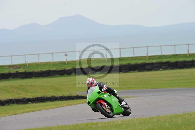 Motorcycle action photographs;anglesey circuit;anglesey trackday photographs;event digital images;eventdigitalimages;no limits trackday;oulton park circuit cheshire;peter wileman photography;trackday;trackday digital images;trackday photos;ty croes circuit wales