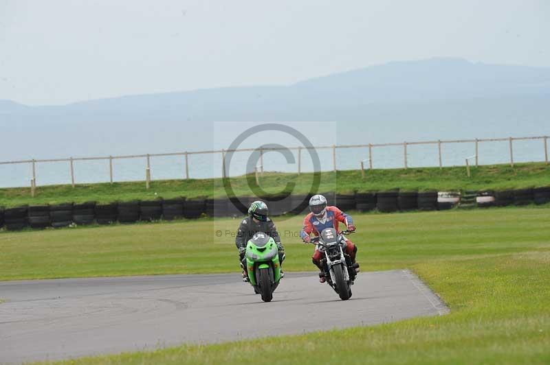 Motorcycle action photographs;anglesey circuit;anglesey trackday photographs;event digital images;eventdigitalimages;no limits trackday;oulton park circuit cheshire;peter wileman photography;trackday;trackday digital images;trackday photos;ty croes circuit wales