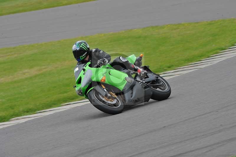 Motorcycle action photographs;anglesey circuit;anglesey trackday photographs;event digital images;eventdigitalimages;no limits trackday;oulton park circuit cheshire;peter wileman photography;trackday;trackday digital images;trackday photos;ty croes circuit wales