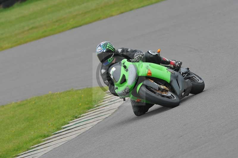 Motorcycle action photographs;anglesey circuit;anglesey trackday photographs;event digital images;eventdigitalimages;no limits trackday;oulton park circuit cheshire;peter wileman photography;trackday;trackday digital images;trackday photos;ty croes circuit wales