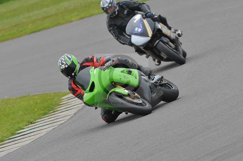 Motorcycle action photographs;anglesey circuit;anglesey trackday photographs;event digital images;eventdigitalimages;no limits trackday;oulton park circuit cheshire;peter wileman photography;trackday;trackday digital images;trackday photos;ty croes circuit wales