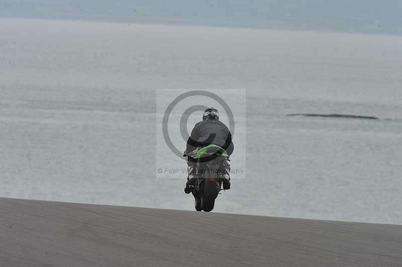 Motorcycle action photographs;anglesey circuit;anglesey trackday photographs;event digital images;eventdigitalimages;no limits trackday;oulton park circuit cheshire;peter wileman photography;trackday;trackday digital images;trackday photos;ty croes circuit wales