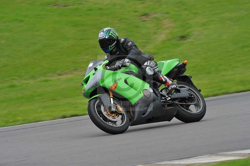 Motorcycle action photographs;anglesey circuit;anglesey trackday photographs;event digital images;eventdigitalimages;no limits trackday;oulton park circuit cheshire;peter wileman photography;trackday;trackday digital images;trackday photos;ty croes circuit wales