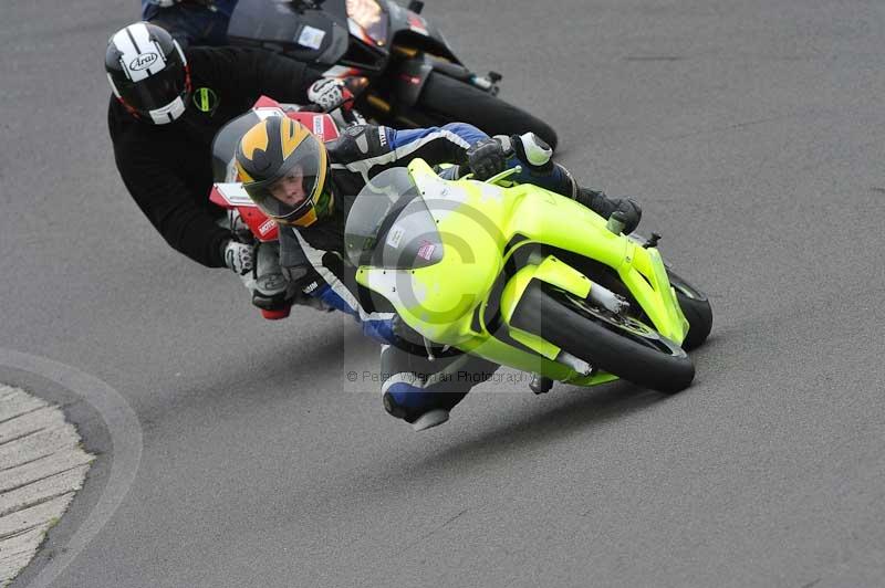 Motorcycle action photographs;anglesey circuit;anglesey trackday photographs;event digital images;eventdigitalimages;no limits trackday;oulton park circuit cheshire;peter wileman photography;trackday;trackday digital images;trackday photos;ty croes circuit wales