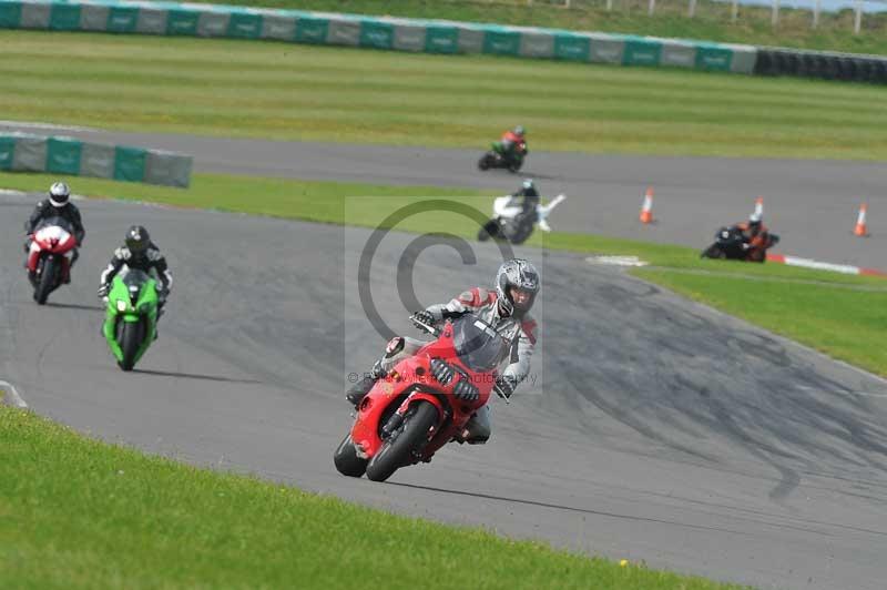 Motorcycle action photographs;anglesey circuit;anglesey trackday photographs;event digital images;eventdigitalimages;no limits trackday;oulton park circuit cheshire;peter wileman photography;trackday;trackday digital images;trackday photos;ty croes circuit wales