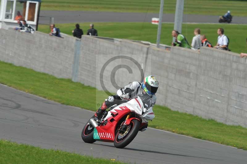 Motorcycle action photographs;anglesey circuit;anglesey trackday photographs;event digital images;eventdigitalimages;no limits trackday;oulton park circuit cheshire;peter wileman photography;trackday;trackday digital images;trackday photos;ty croes circuit wales