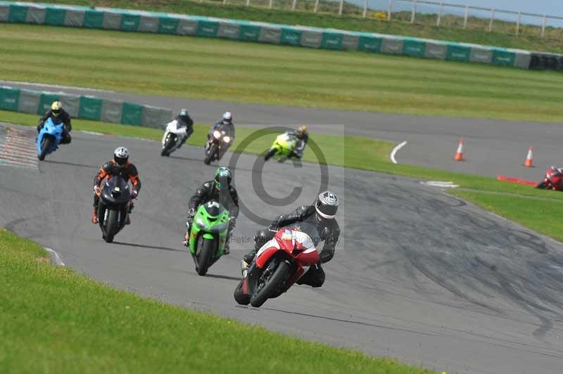 Motorcycle action photographs;anglesey circuit;anglesey trackday photographs;event digital images;eventdigitalimages;no limits trackday;oulton park circuit cheshire;peter wileman photography;trackday;trackday digital images;trackday photos;ty croes circuit wales