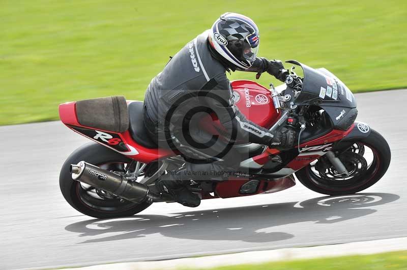 Motorcycle action photographs;anglesey circuit;anglesey trackday photographs;event digital images;eventdigitalimages;no limits trackday;oulton park circuit cheshire;peter wileman photography;trackday;trackday digital images;trackday photos;ty croes circuit wales